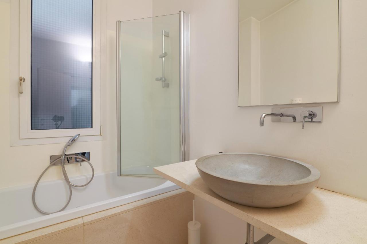 Brera Luxury Apartment Milan Exterior photo